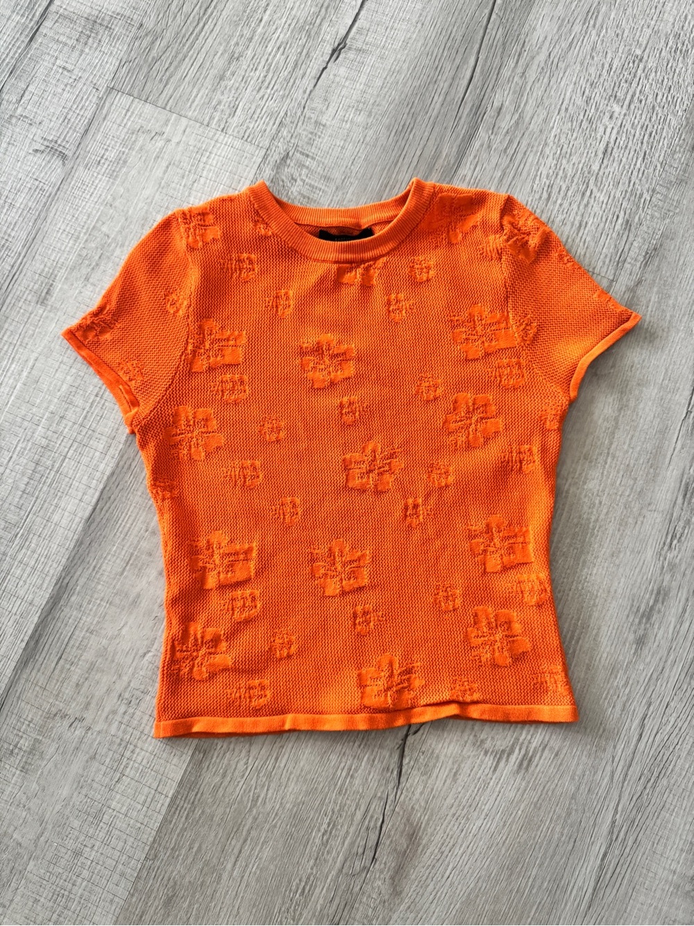 Forever 21 Vibrant Orange Textured Knit Floral Short Sleeve Top Size Medium